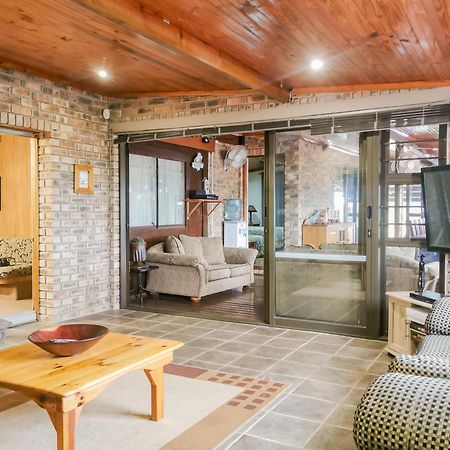 Seaviews Holiday Resort Jeffreys Bay Exterior photo